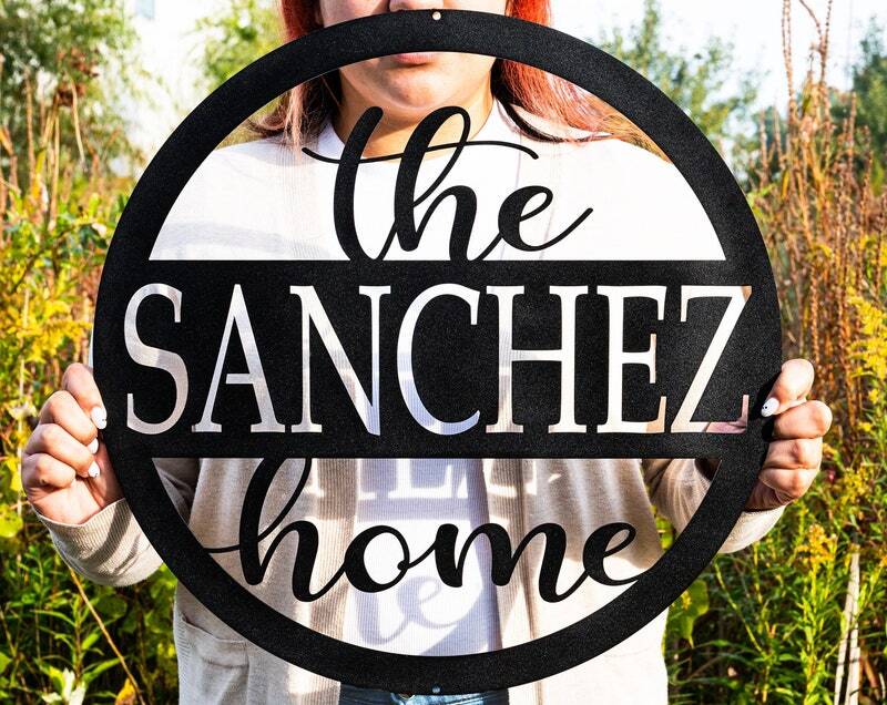 A Lasting Family Welcome Metal Sign - Wedding & Housewarming Gift - Personalize Wall Art