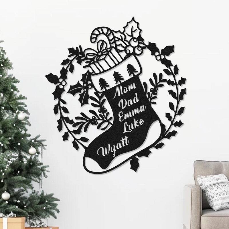 Heirloom Christmas Metal Sign - Custom Family Wall Art with Names - Personalize Wall Art