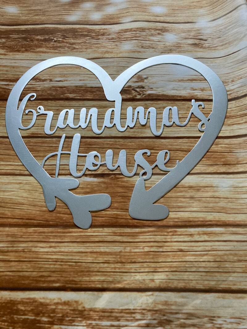 Custom Heartfelt Metal Sign - Grandma's Mother's Day Keepsake