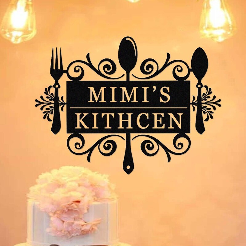 Heartfelt Farmhouse Metal Sign for Mom's Custom Kitchen