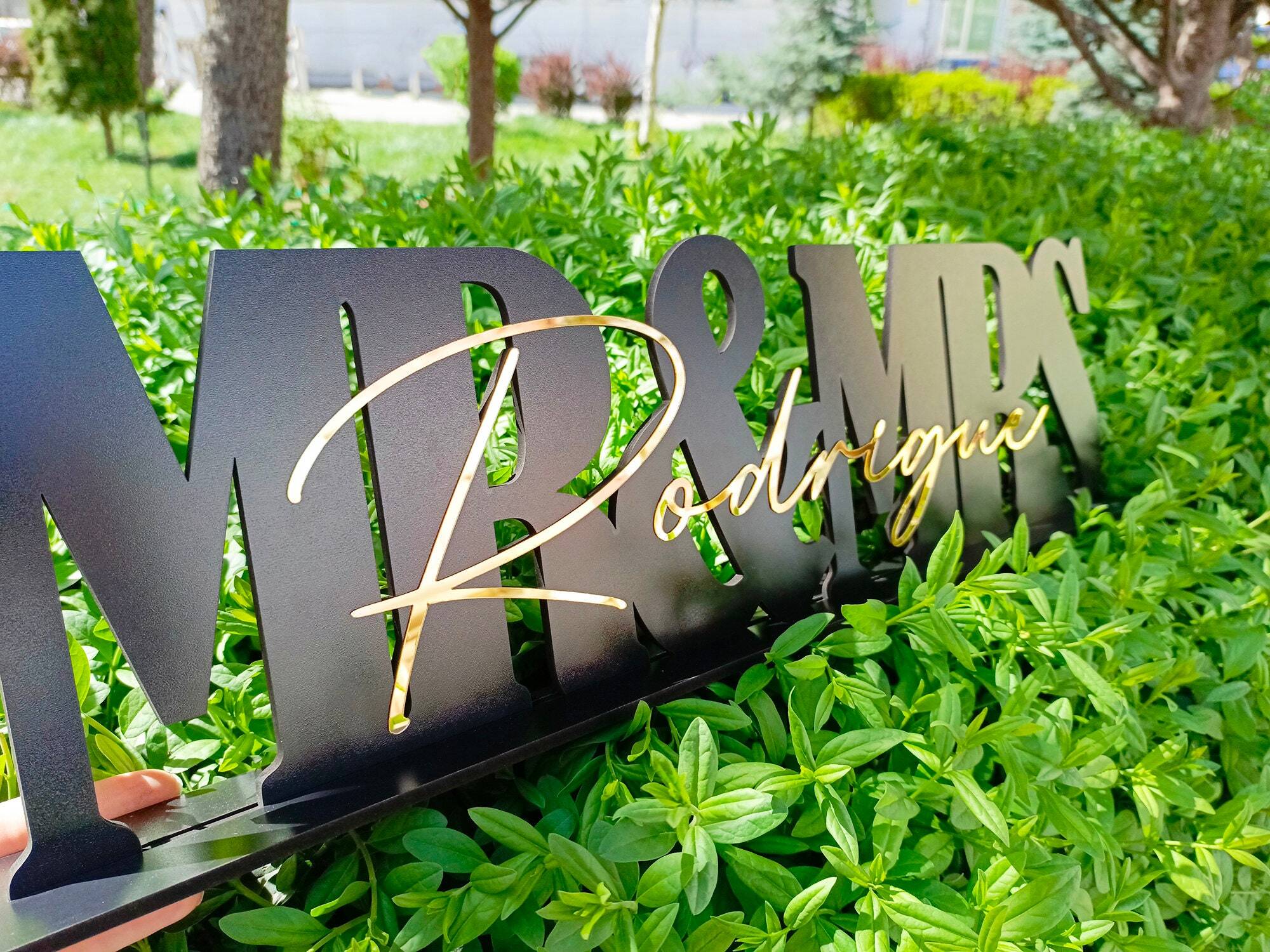 Personalized 'Mr & Mrs' Metal Sign - Timeless Wedding Day Keepsake